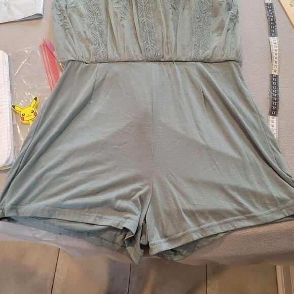 Wishlist Sage Green Lace Maxi Romper Event Graduation Dress Size Large - Picture 9 of 11